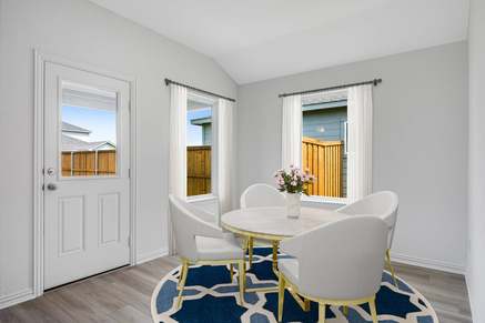 hj-tx-dallas-river-ridge-elgin-lot-18F-dining...
