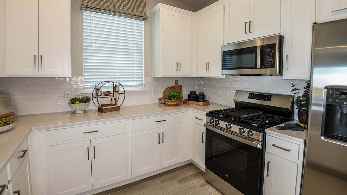 Esp-at-Center-Lake-Caicos-2592-1200x675