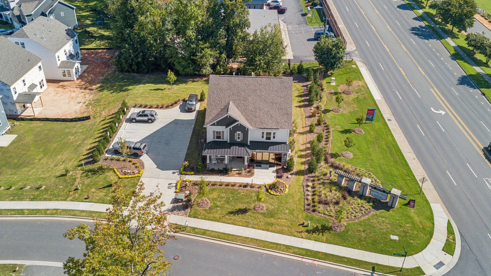 1-web-or-mls-DJI_0348