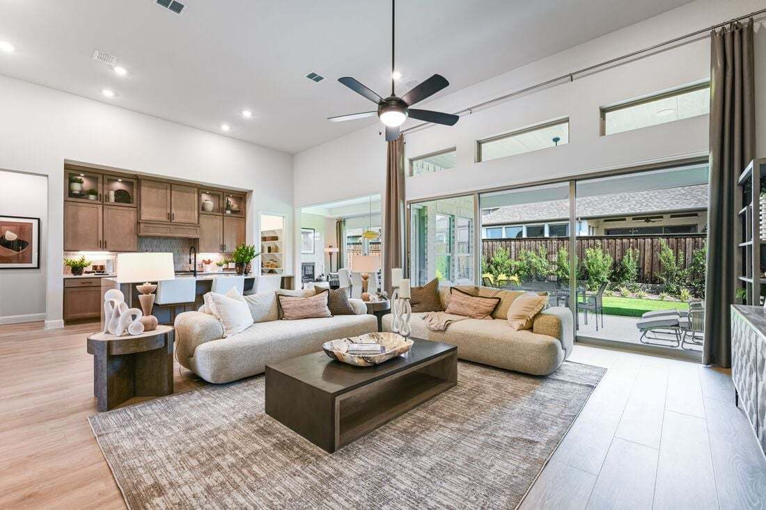 hj-tx-dallas-the-ridge-at-northlake-courtney-...