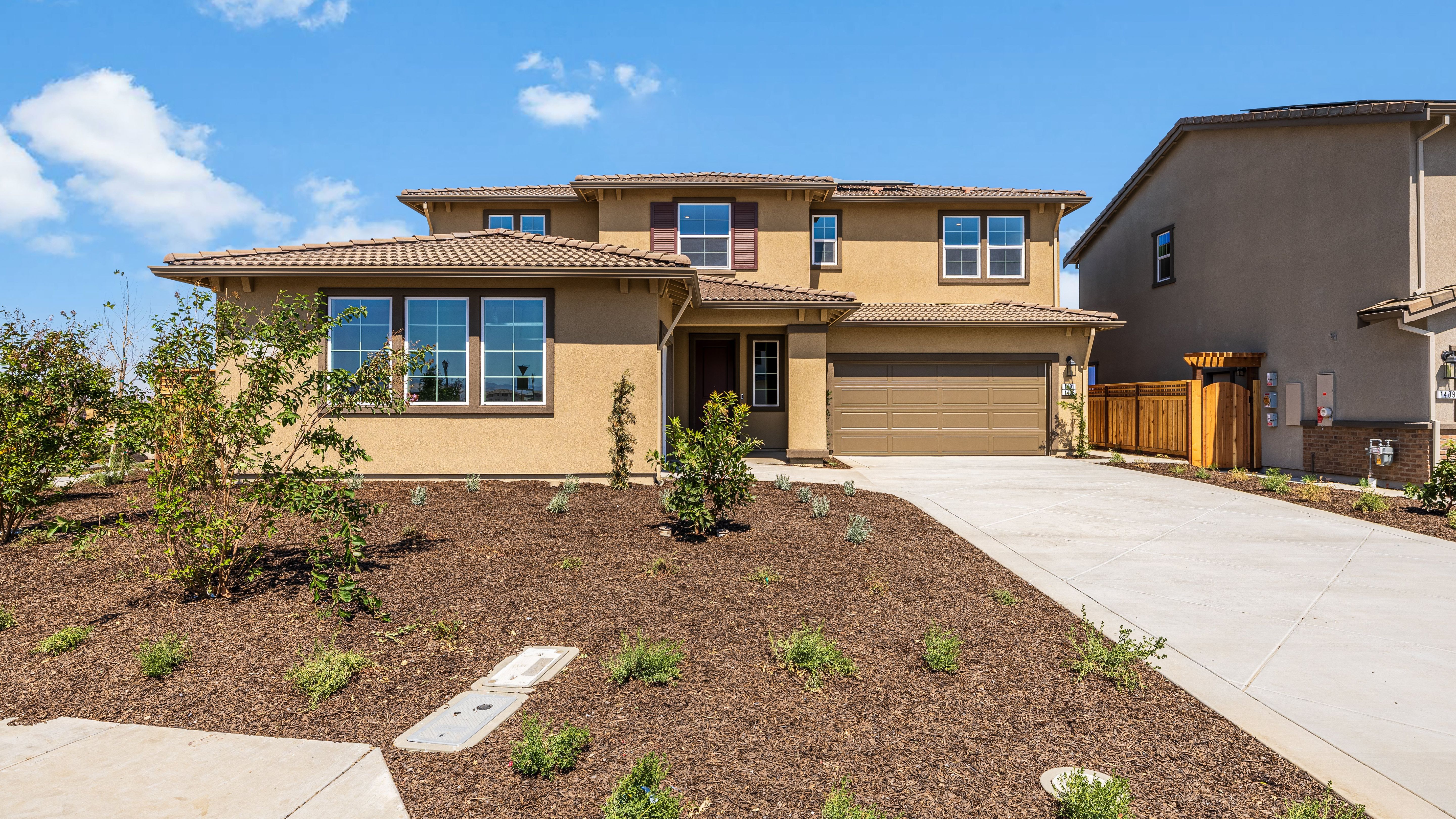 Manzanita front ext