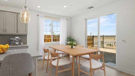 Manzanita Dining