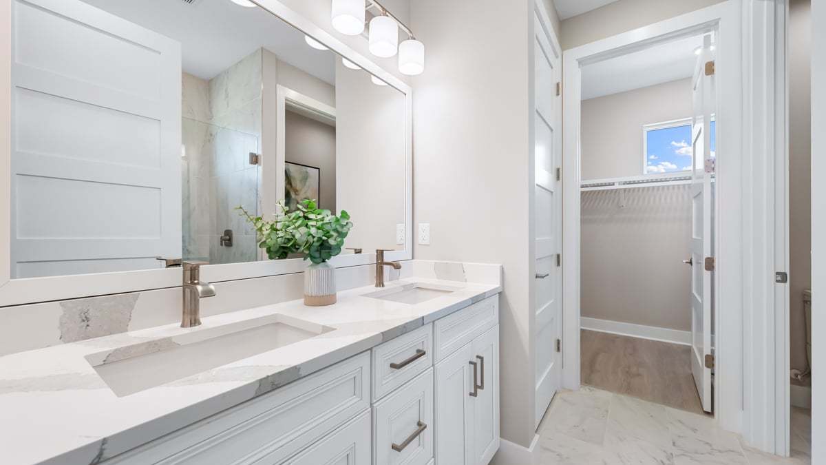 Esplanade At Azario - The Cottages - Luca...