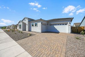 7660 W Remuda Drive (Adair)