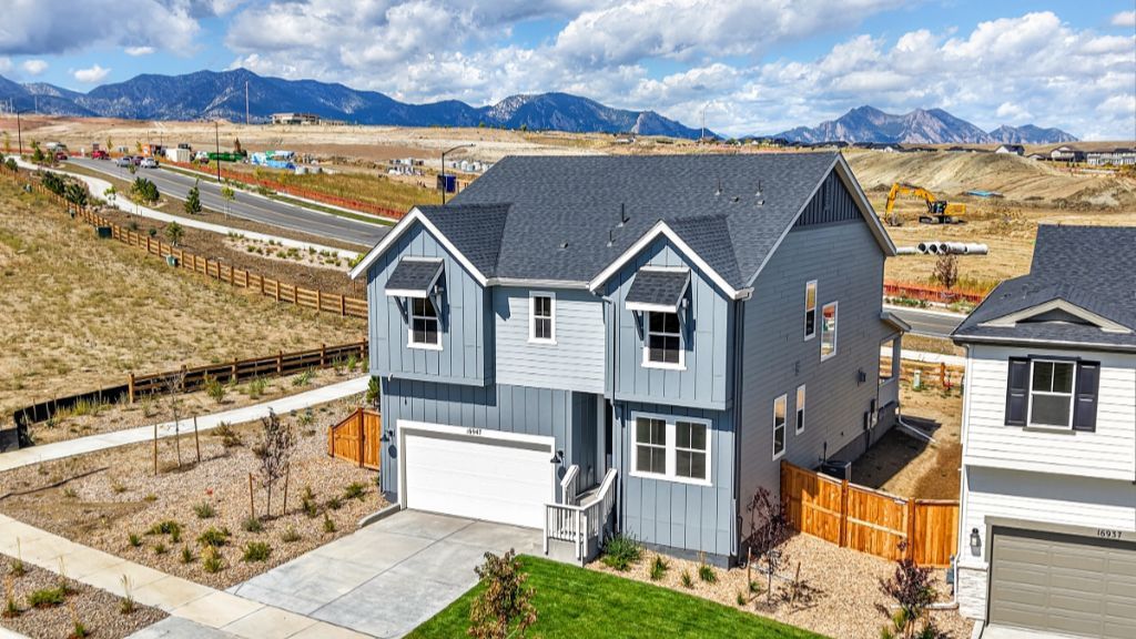 Trailstone Town Collection Ridgway Exterior...