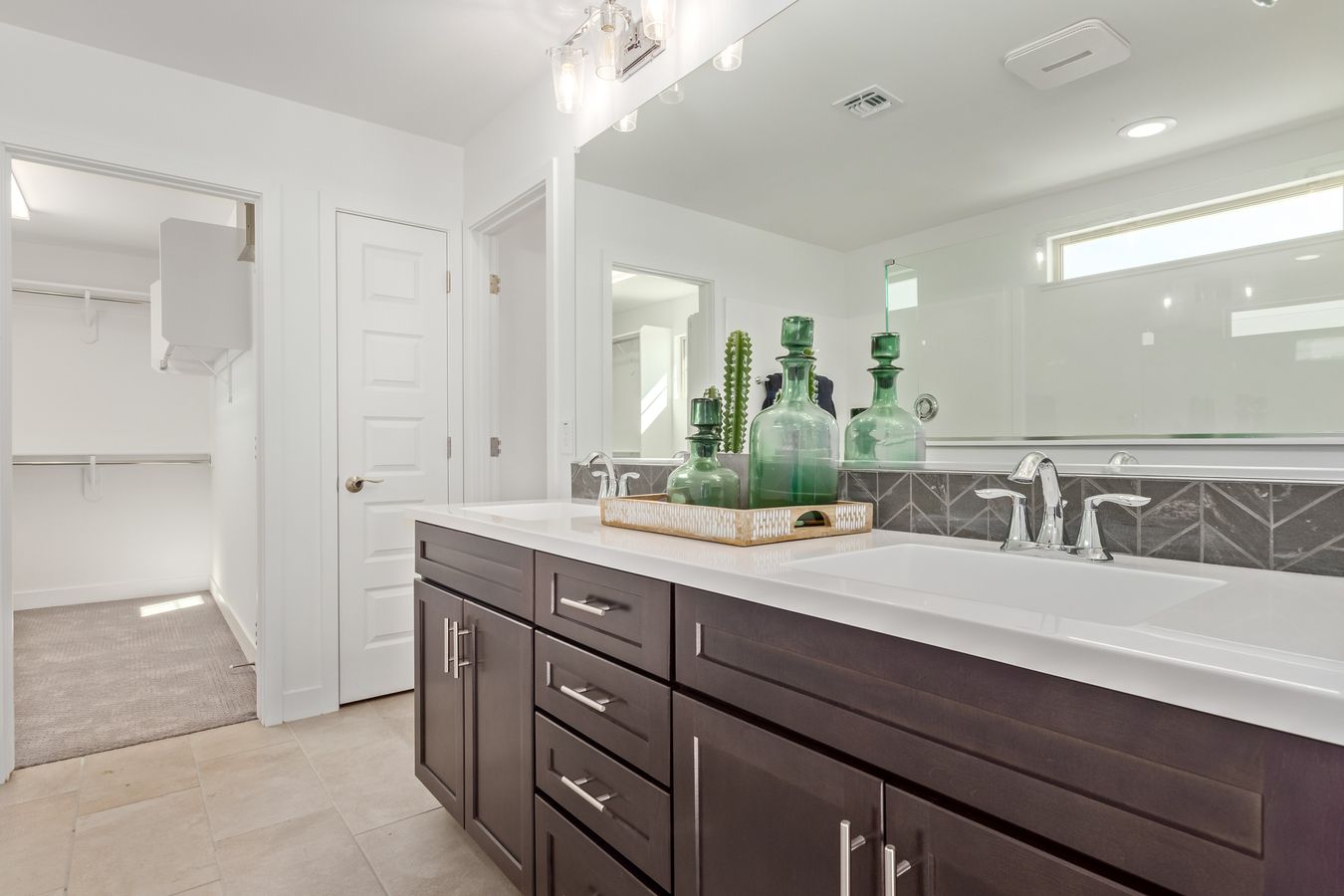 La Mira DiscoveryPaisleyOwners Bathroom 2