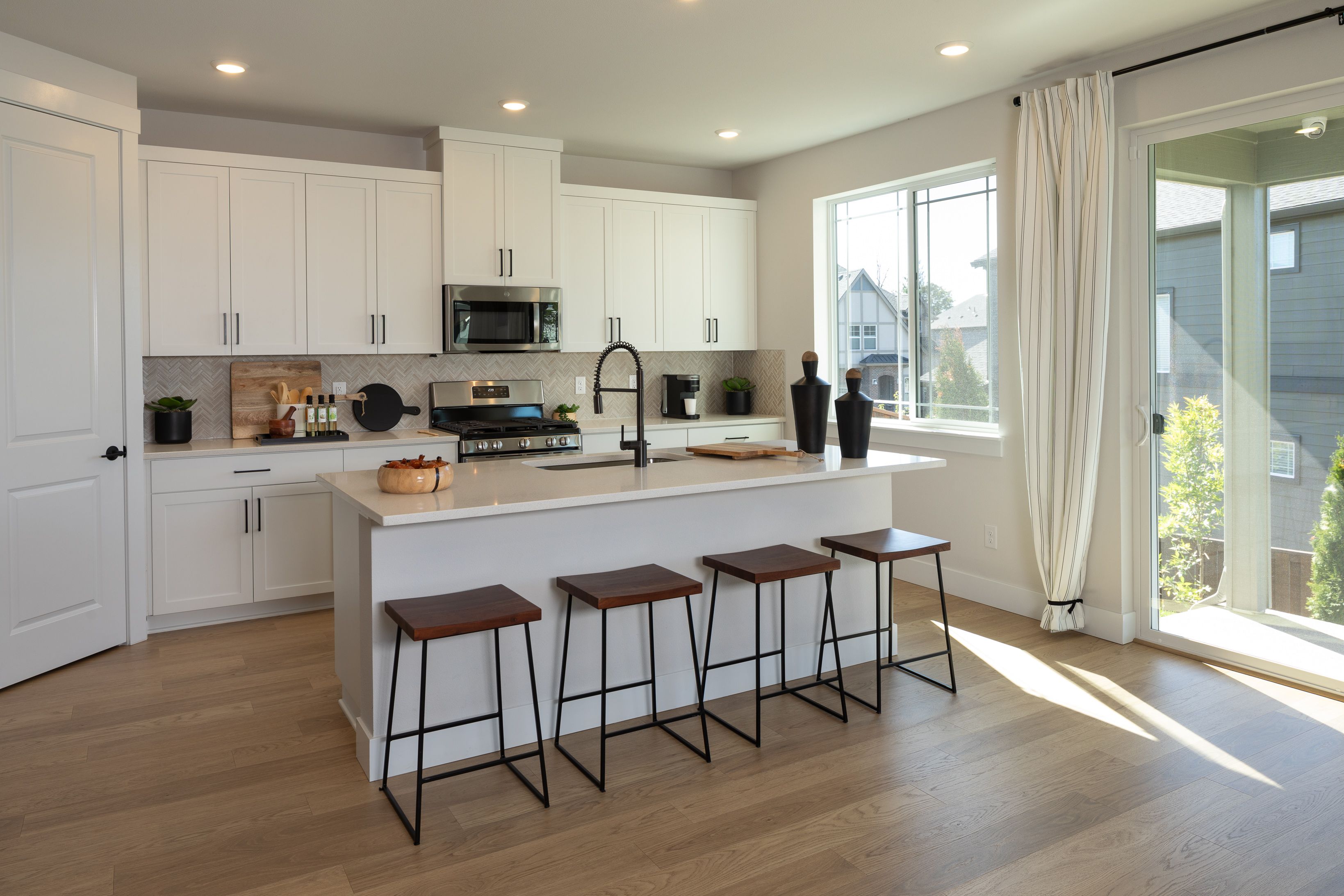 Ridgeline at Bethany Amethyst Kitchen