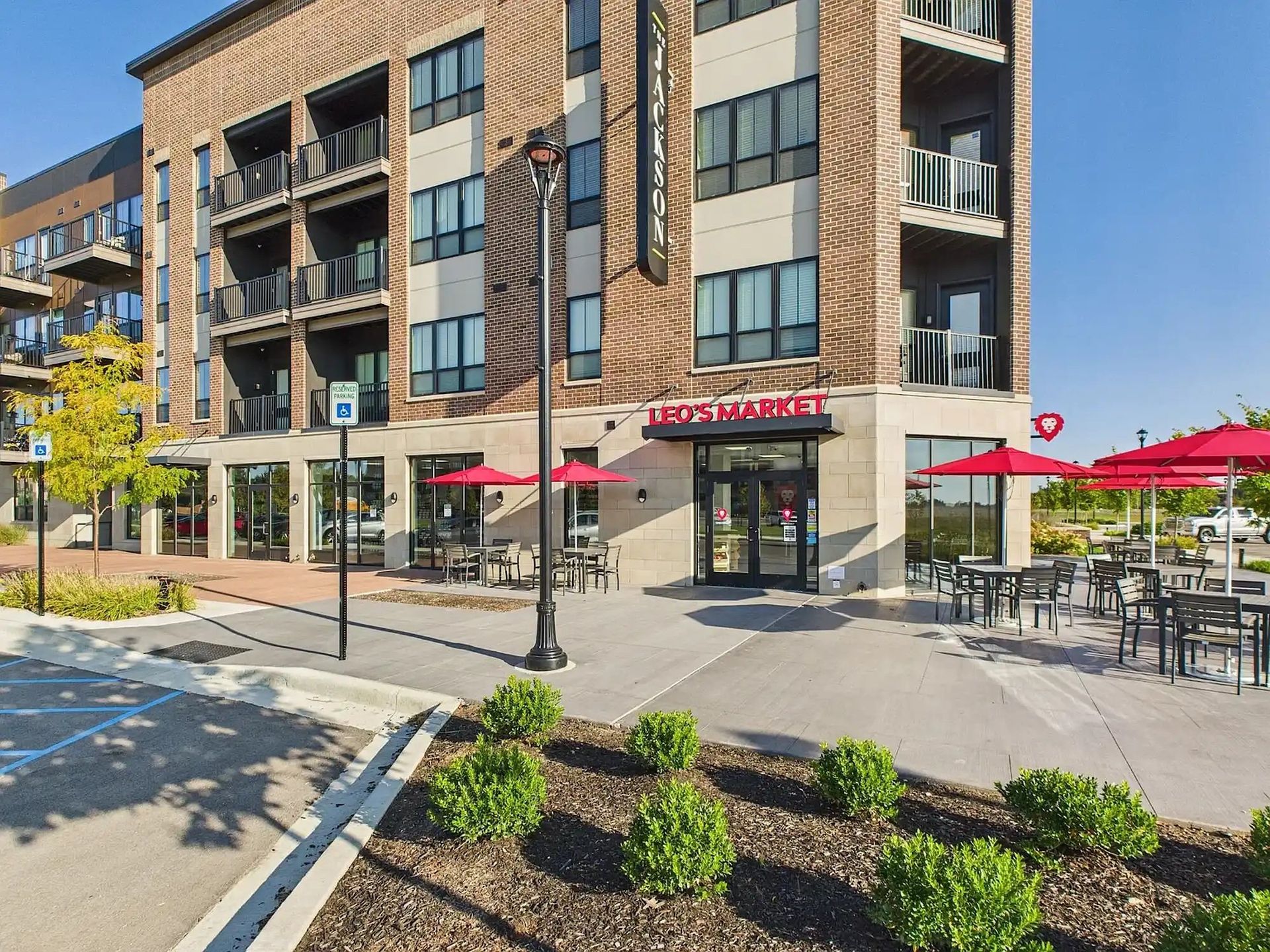 McCord Square Building 02