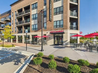 McCord Square Building 02
