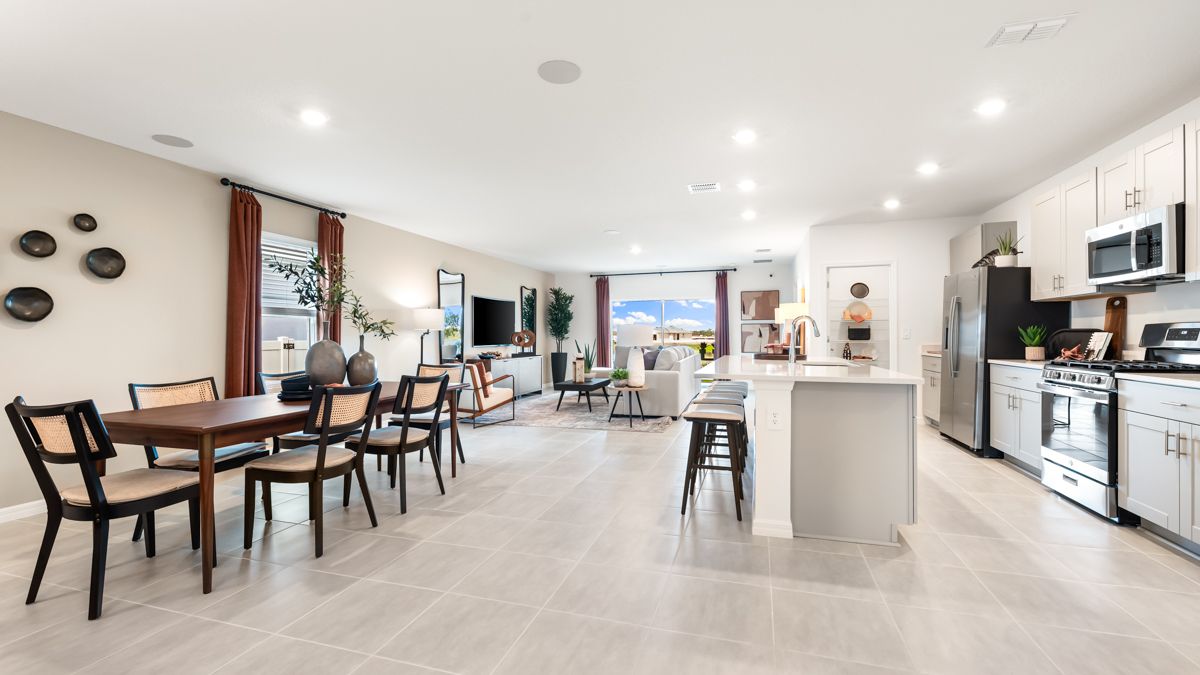 Firethorn Magnolia-9 dining and kitchen