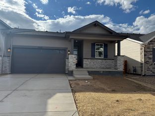 Castlewood - The Aurora Highlands Landmark Collection: Aurora, Colorado - Taylor Morrison