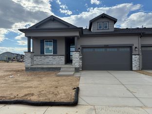 Castlewood - The Aurora Highlands Landmark Collection: Aurora, Colorado - Taylor Morrison