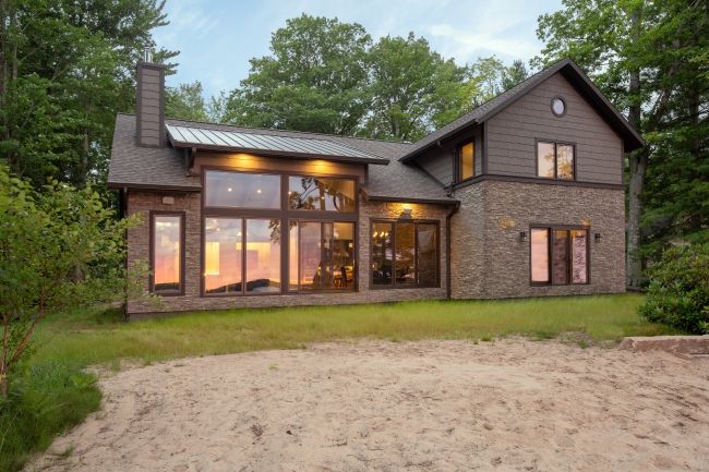 The Ferraro Group por The Ferraro Group en Traverse Michigan