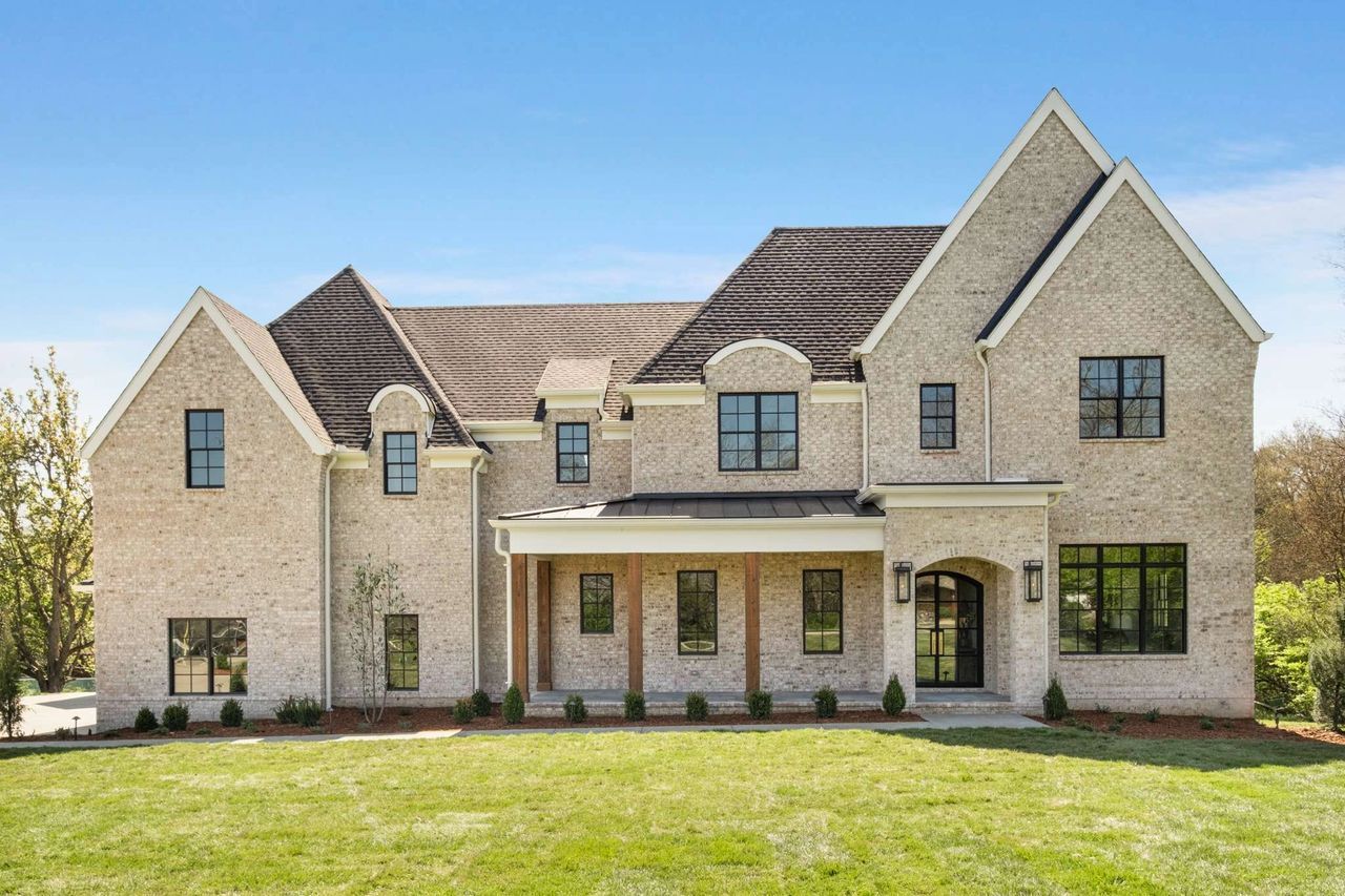 casa en The Kingston Group por The Kingston Group