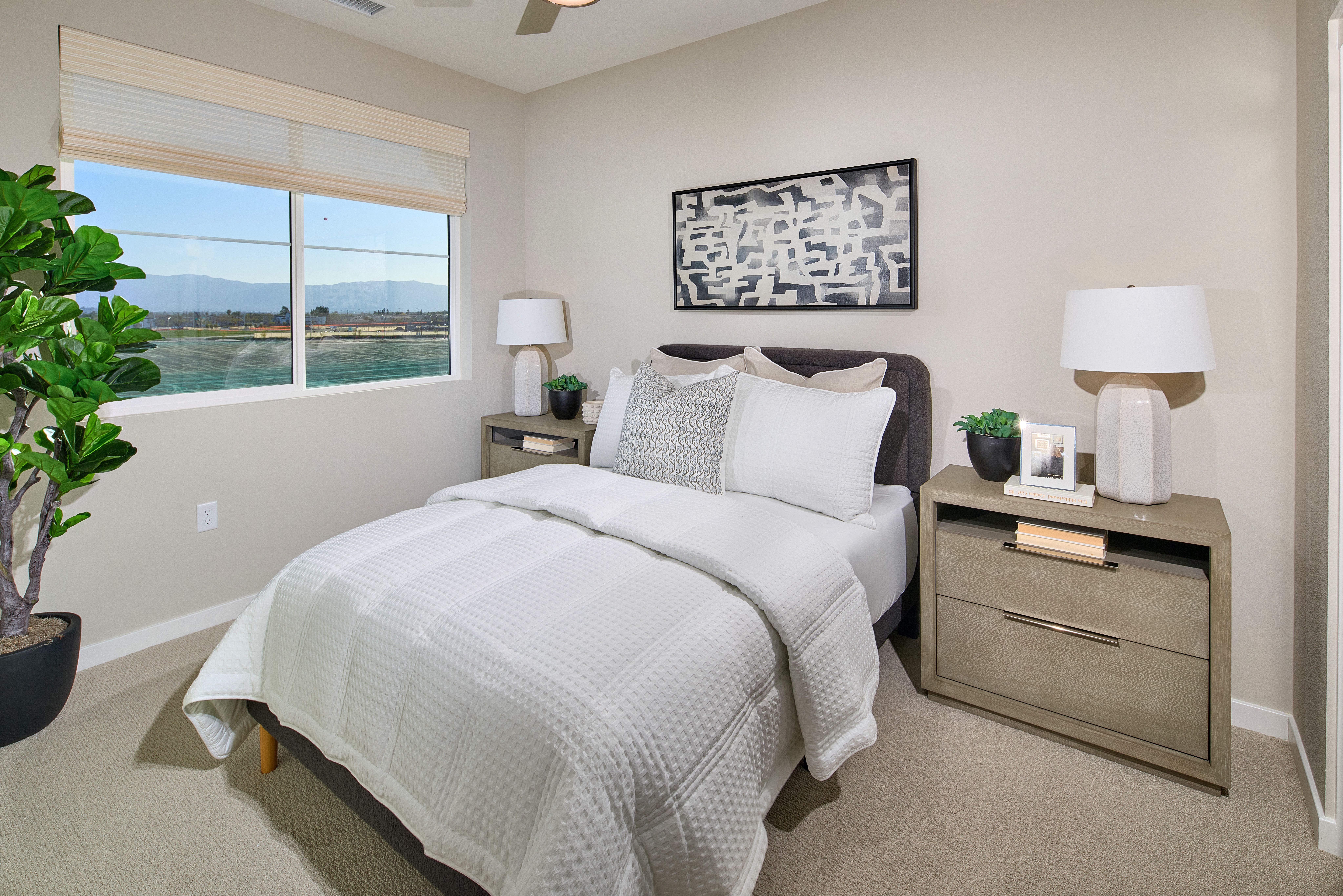 12634 Hampton Ave. Eastvale, CA 92880