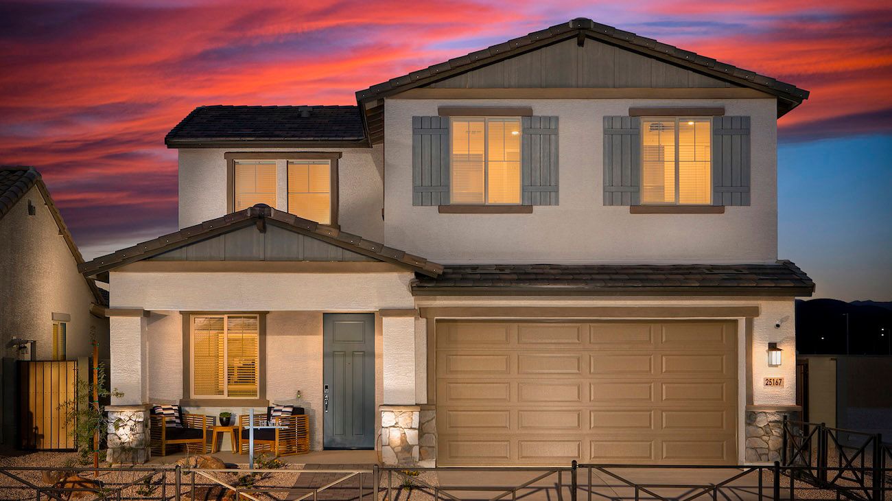 casa en Mesquite Trails por Risewell Homes