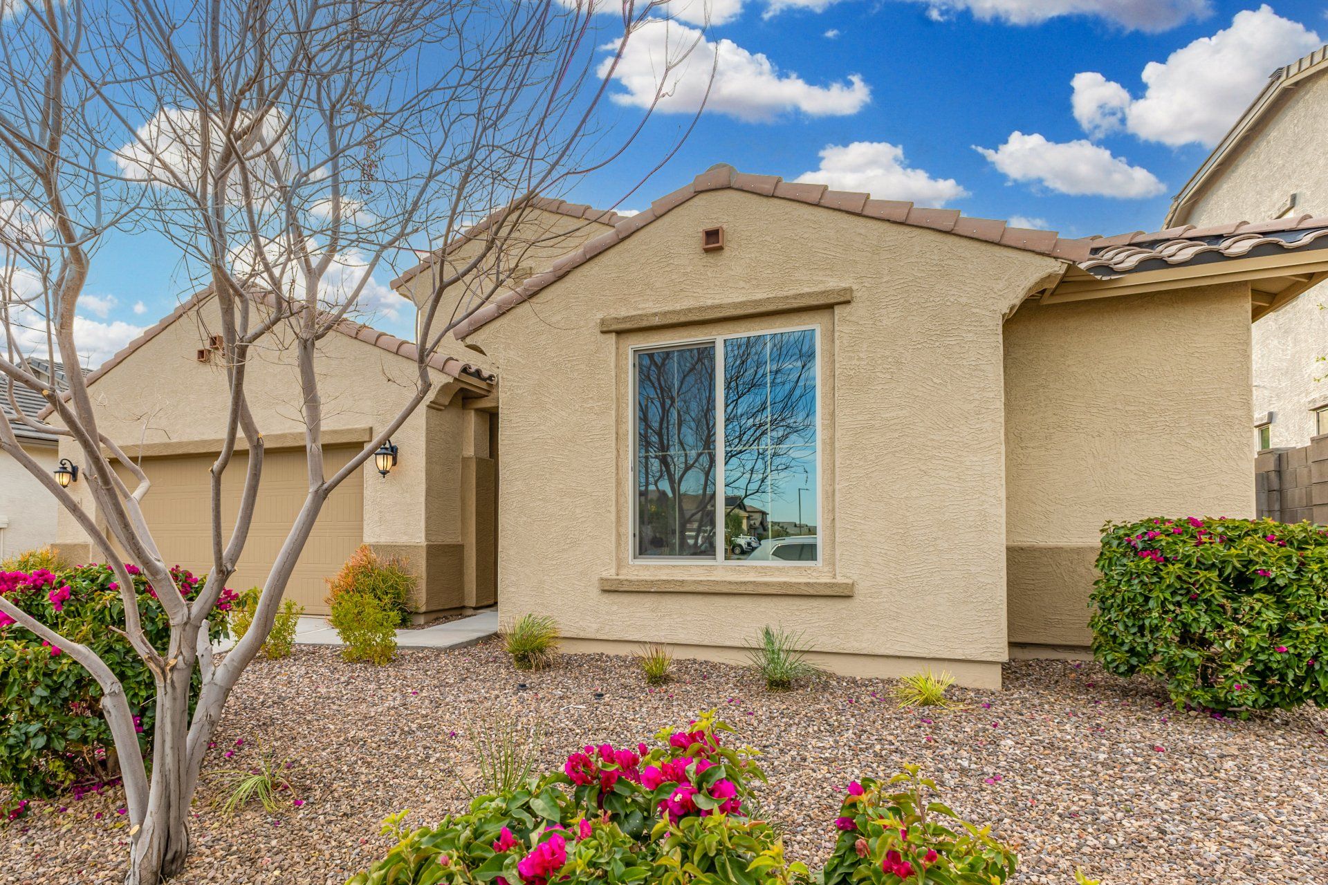 casa en Sunrise - Peak Series por Risewell Homes