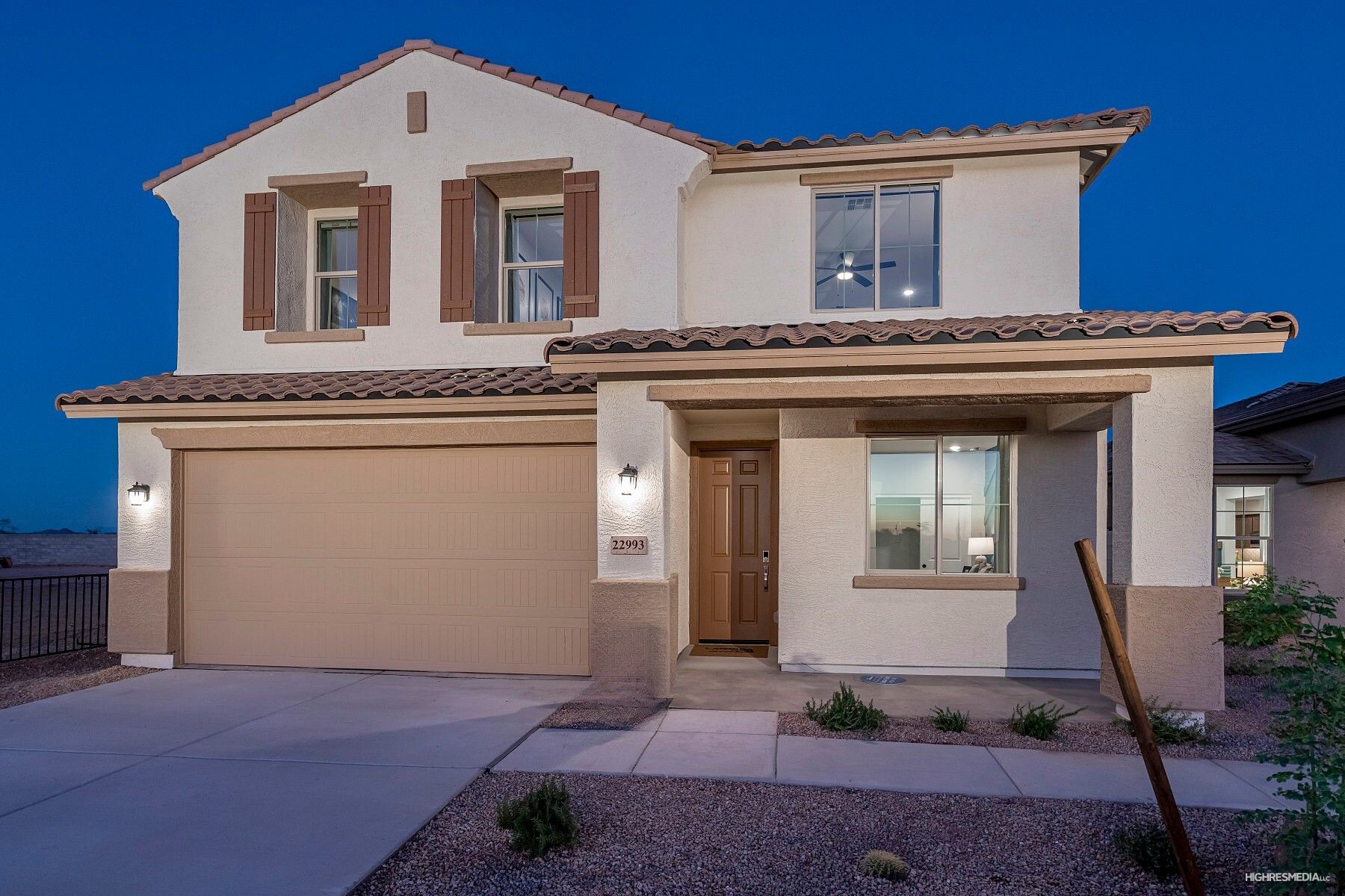 The Villages at North Copper Canyon – Canyon Series por Risewell Homes en Phoenix-Mesa Arizona
