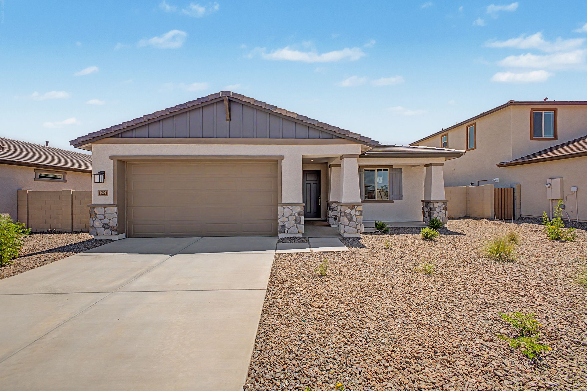 15221 W GRAY FOX TR (Plan 4002)