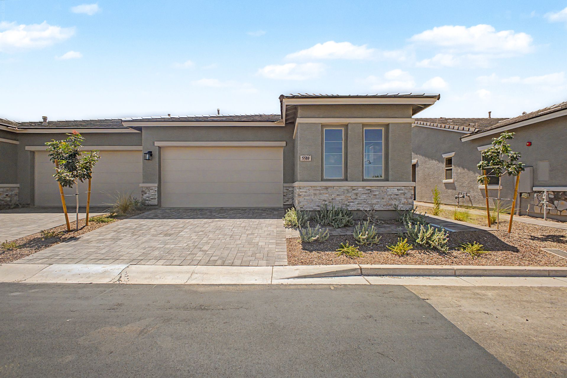 Mira Vista at Victory por Risewell Homes en Phoenix-Mesa Arizona