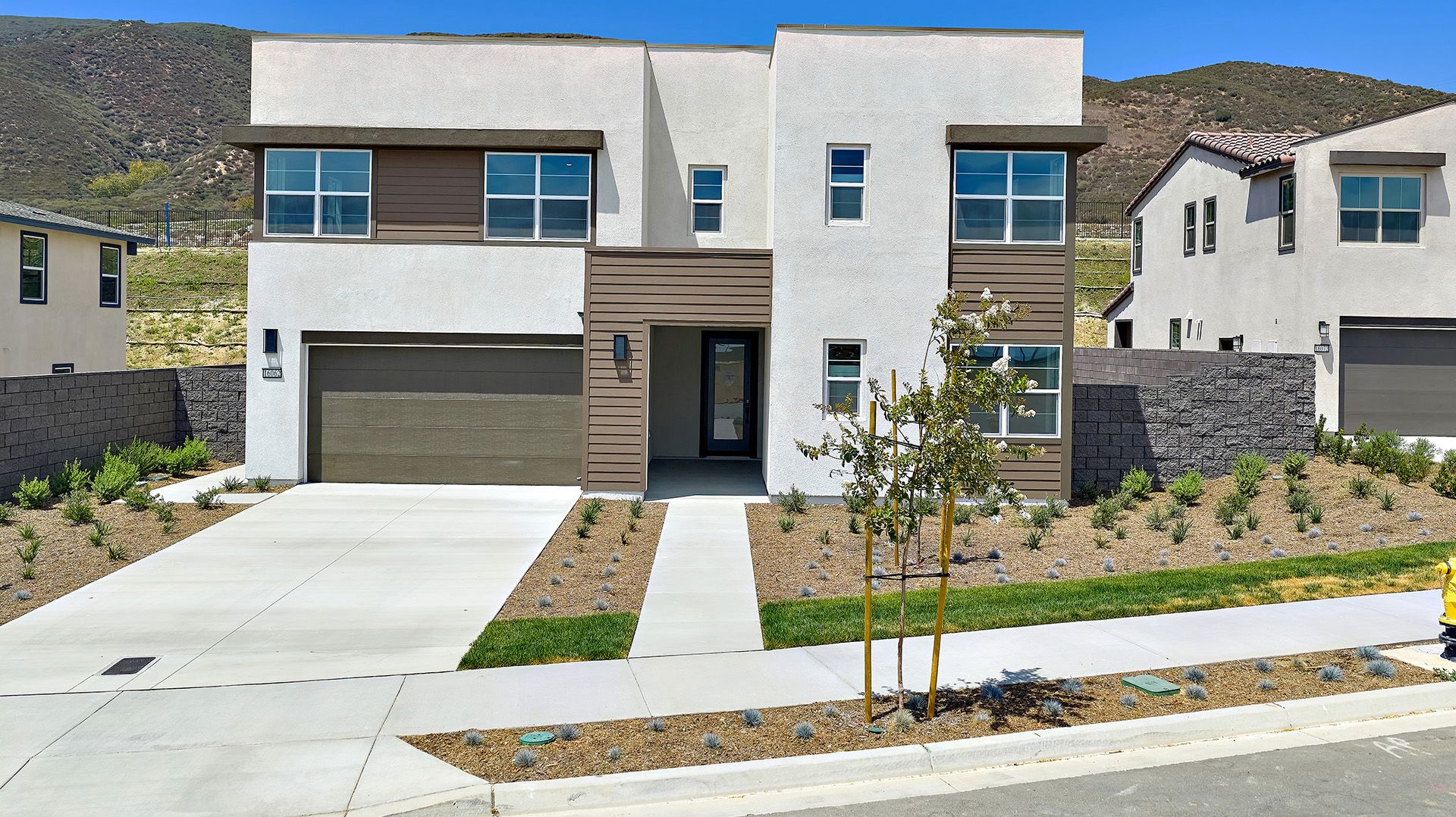 16062 Butterfly Drive (Ventura)