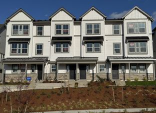 Hawthorne - The Rows at Axiom: Tigard, Oregon - New Home Co.