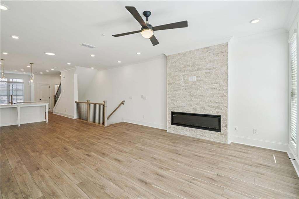 View from living room to dining area and kitchen.