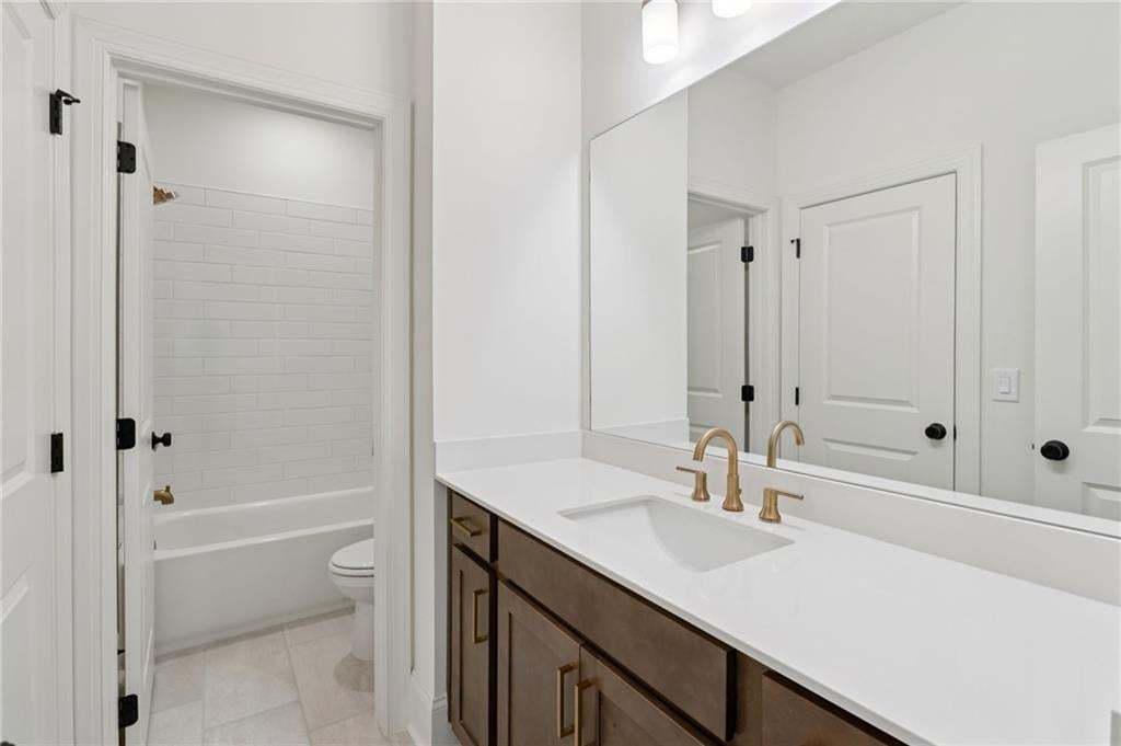 Secondary Bathroom on third floor.