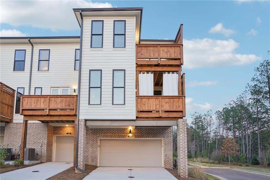 The back of the unit with a 2 car garage not the actual unit or building