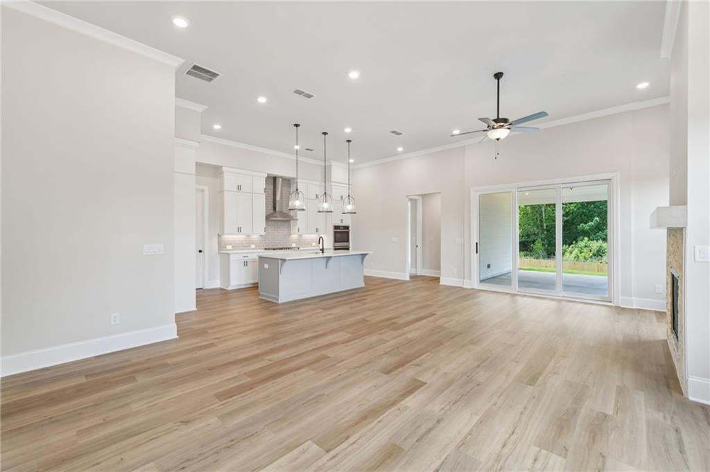 Look at this space, really take it in. Heart of the home.