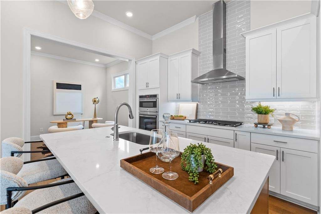 Come see the Lily at The Villas at Aberdeen.  This is super charming 2 bedroom, 2.5 bathroom home...ranch living at its finest. Photo not of actual home but a similar TPG previously built home.