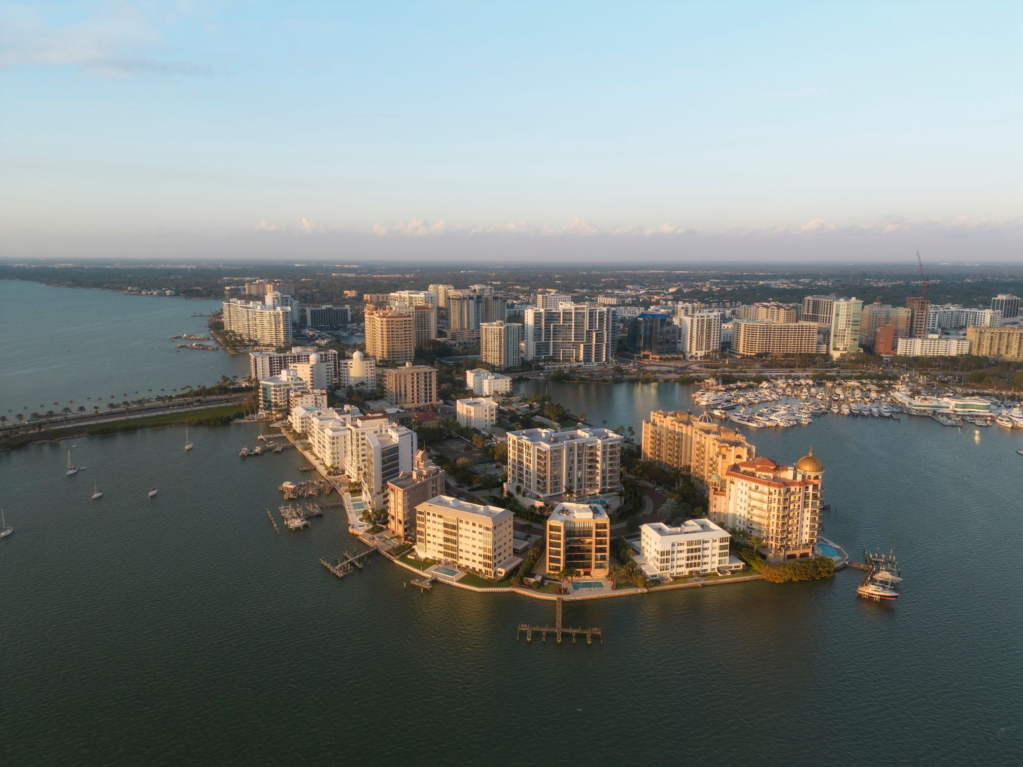 Ideally situated perfectly between the bridge to the keys and St Armand’s Circle and on the doorstep of all the hotspots that downtown has to offer.  Find yourself in a uniquely private quaint neighborhood that feels as though it’s miles outside of town. 