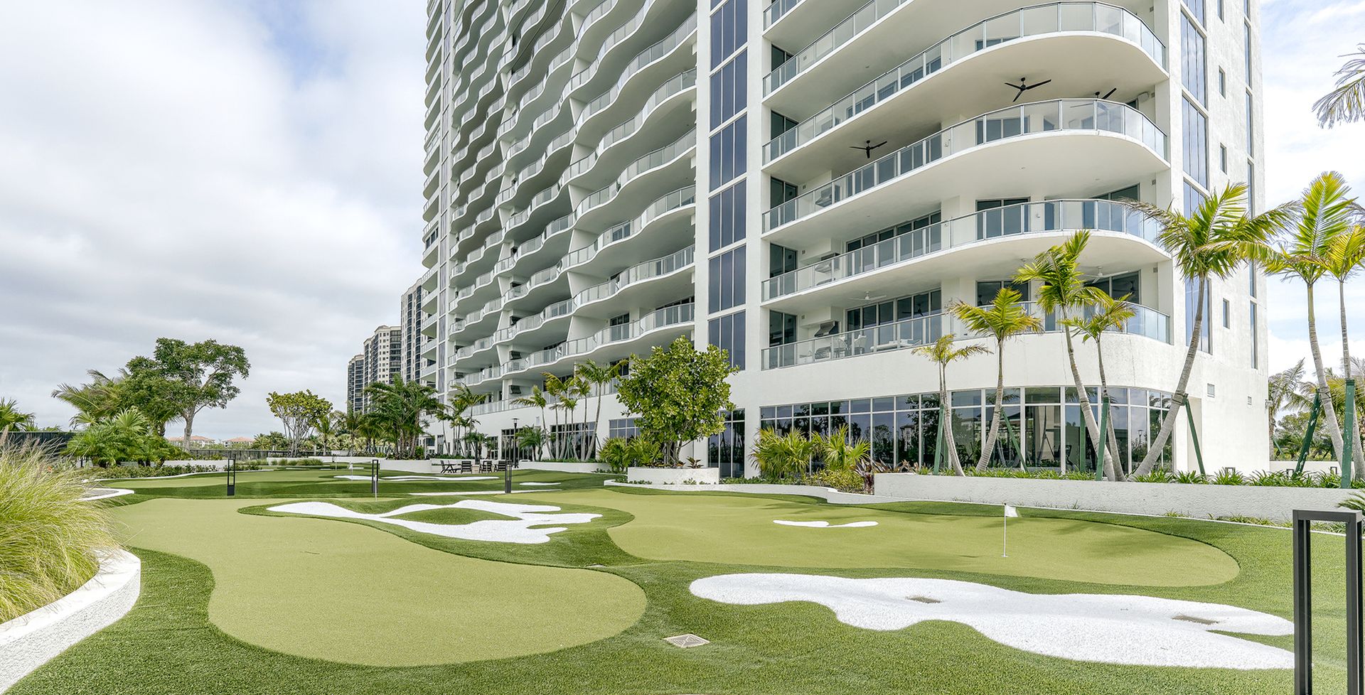 Outdoor Putting Green