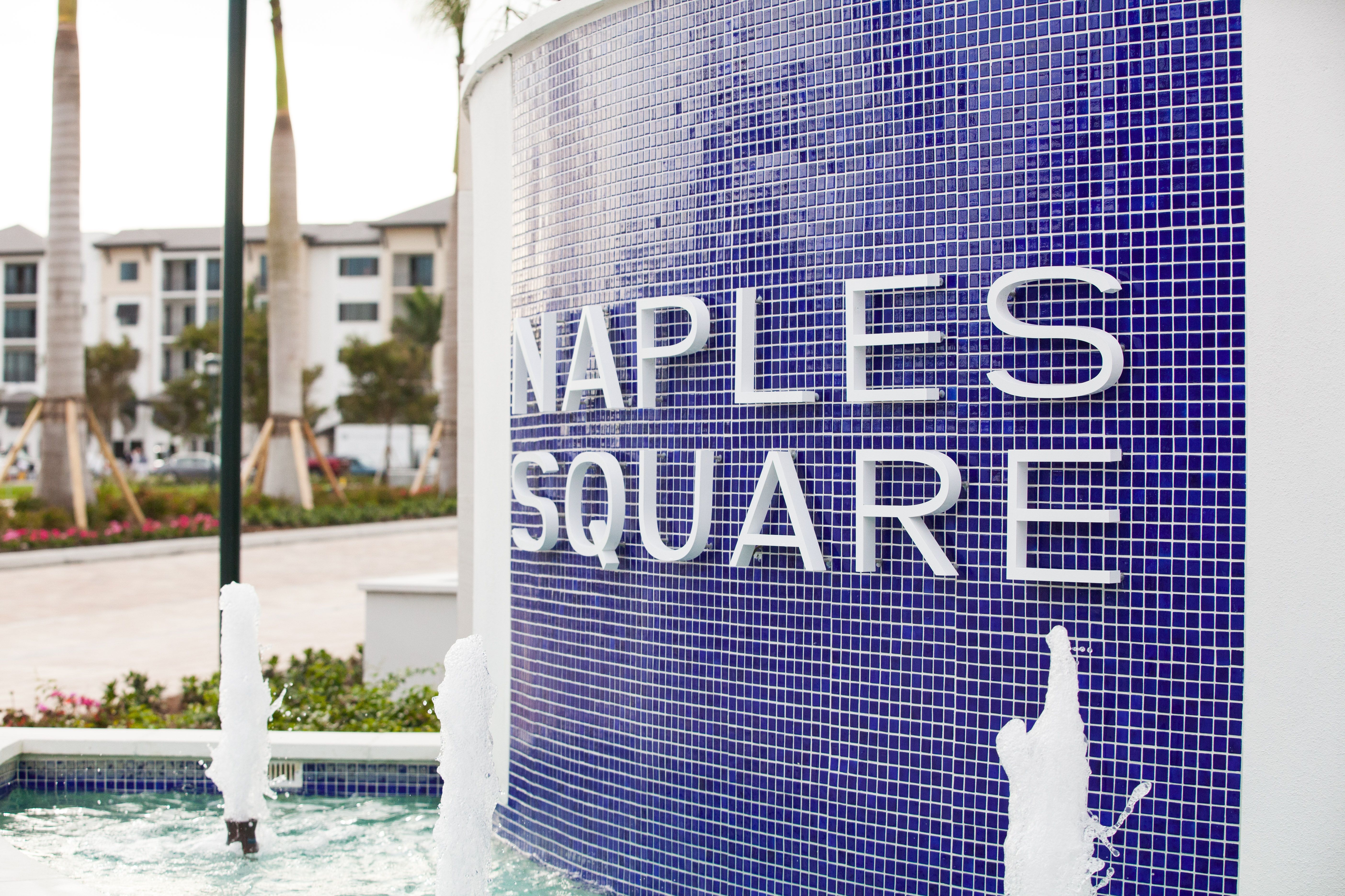 Naples Square Entrance