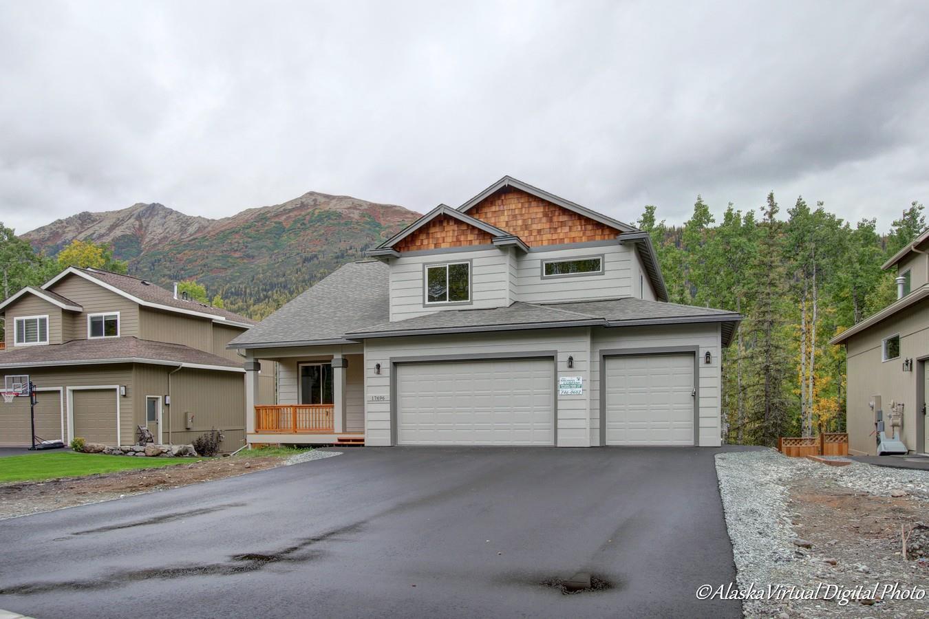 casa en The Thomas Company por The Thomas Company