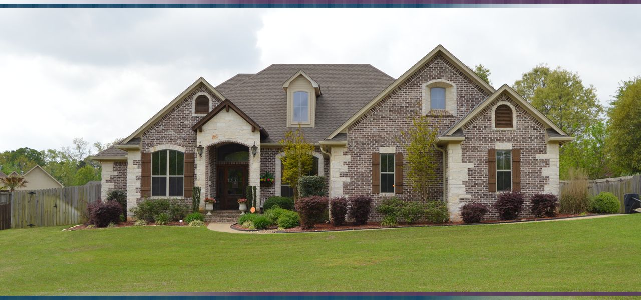 casa en Thompson Builders por Thompson Builders