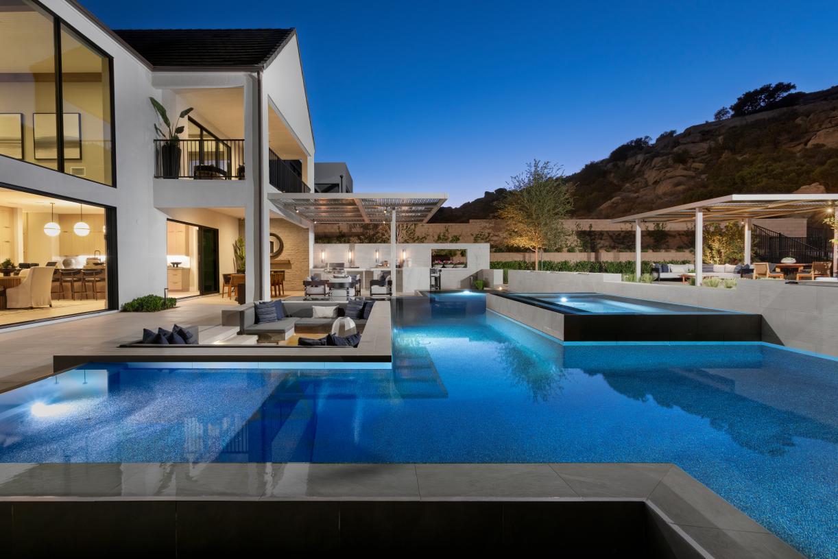 casa en Hidden Oaks por Toll Brothers