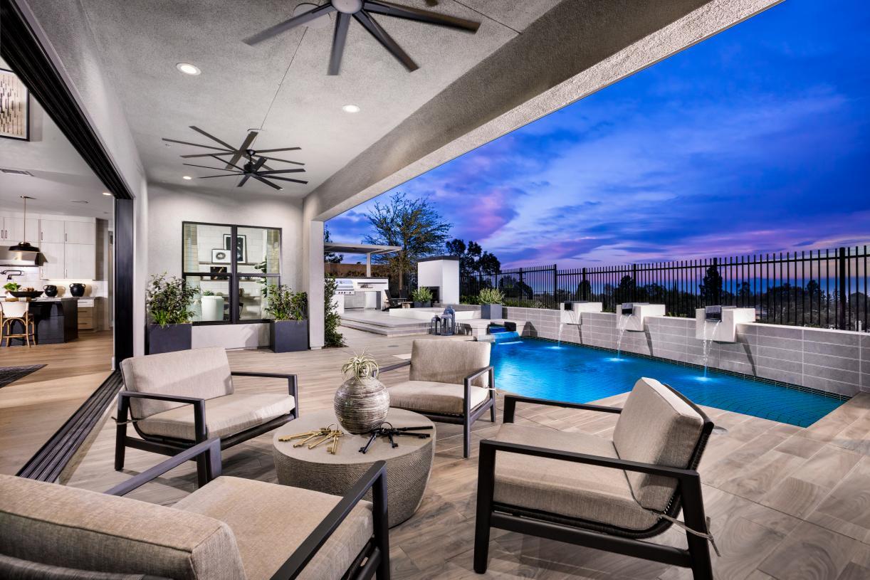 casa en Vista Oaks por Toll Brothers