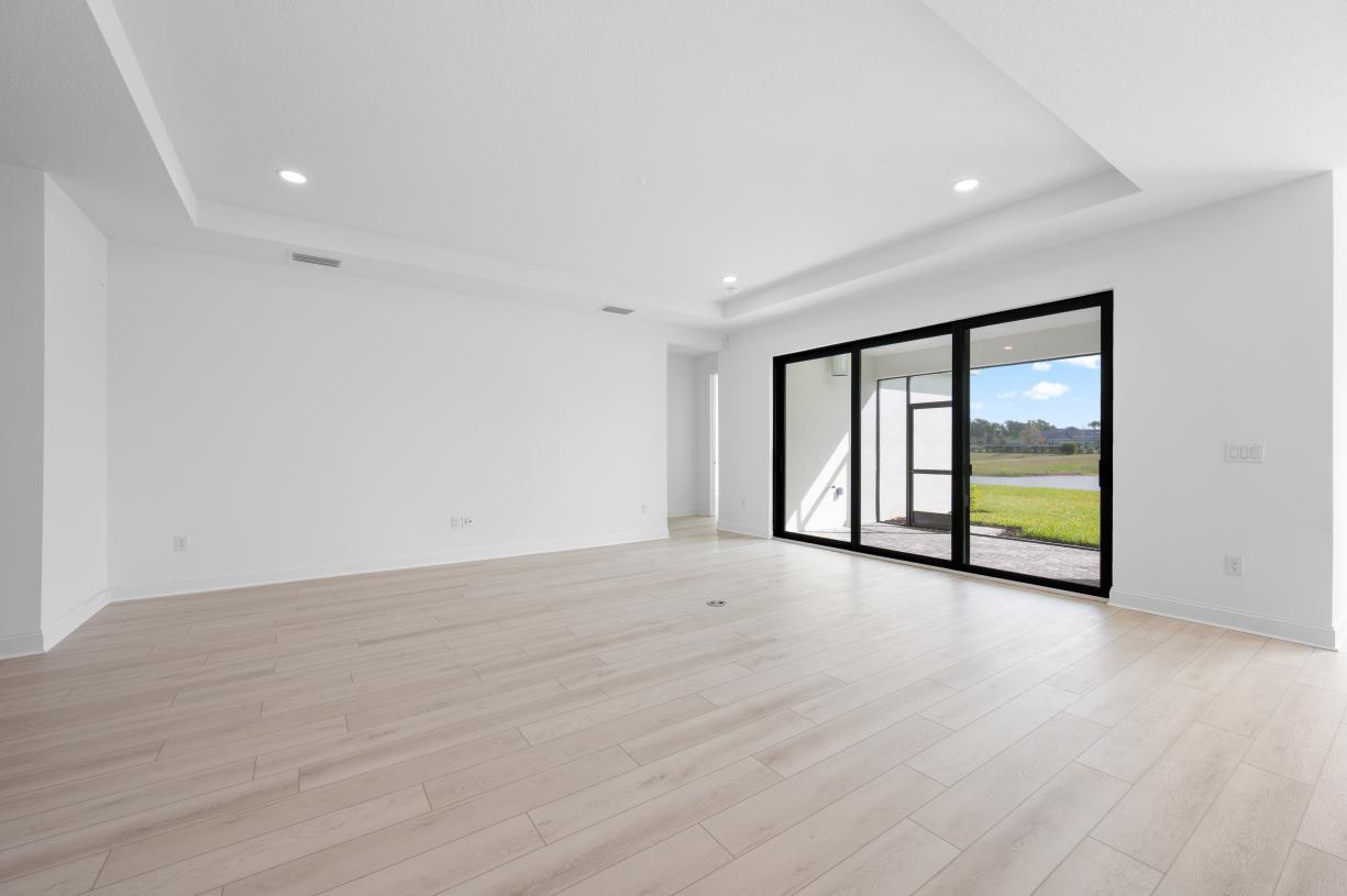 5770 Freestone Cir (Snipe Modern Coastal)