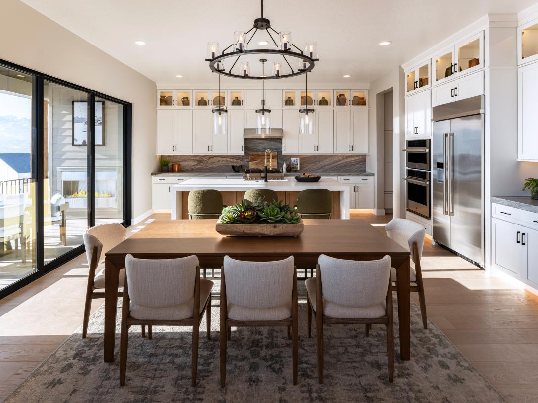 casa en Toll Brothers at Mapleton - Heights Collection por Toll Brothers