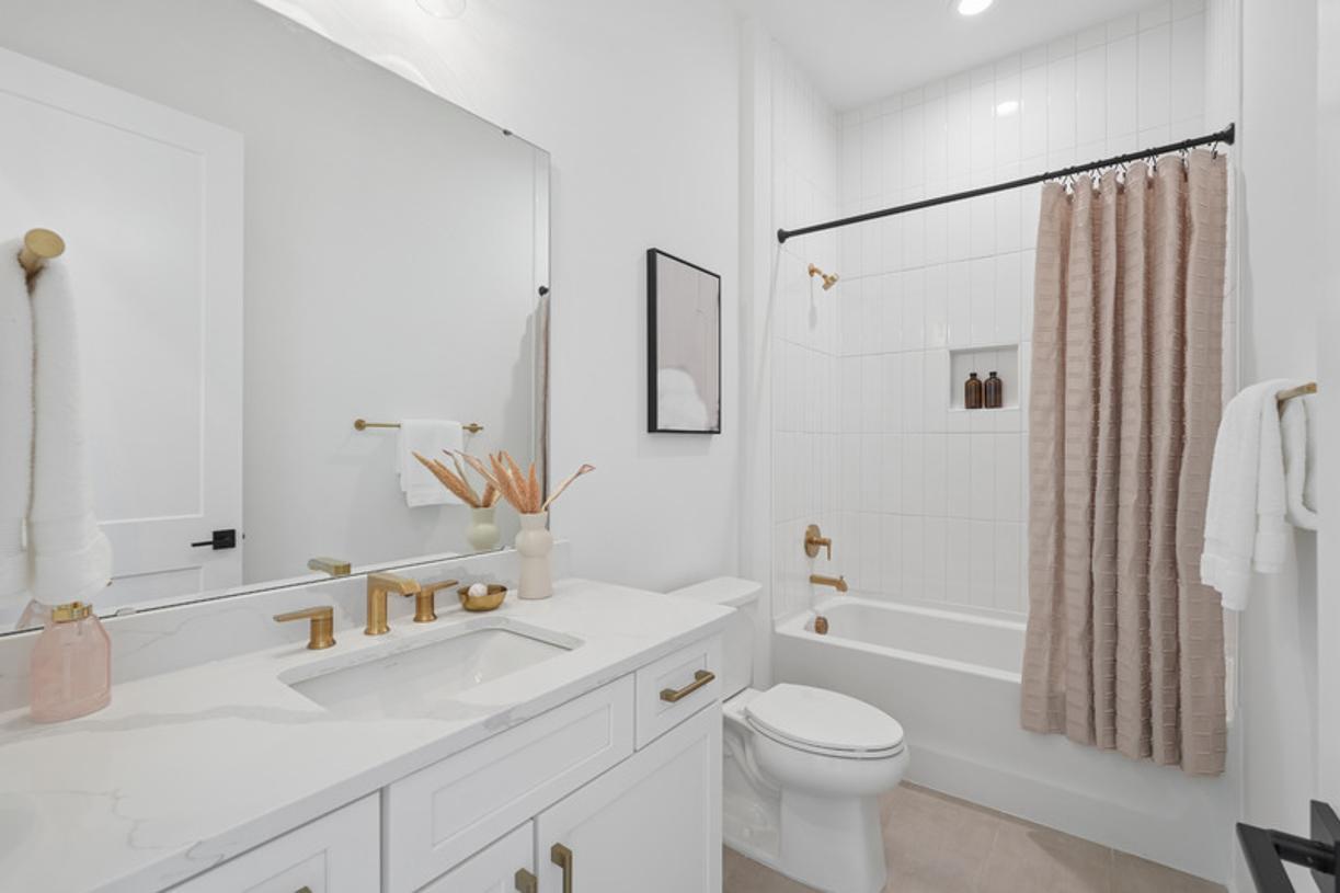 Well-appointed secondary bathroom