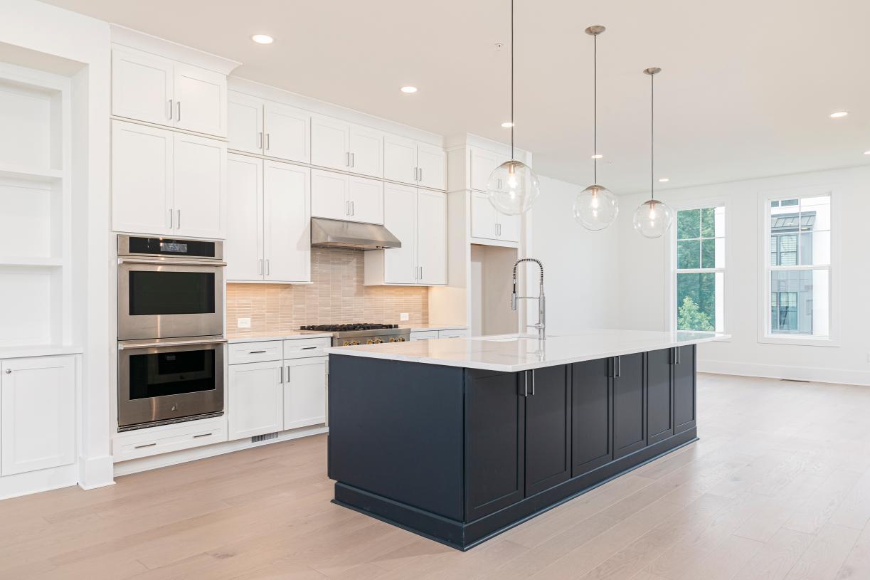 Vickery Transitional - Toll Brothers at Lakeview: Alpharetta, Georgia - Toll Brothers
