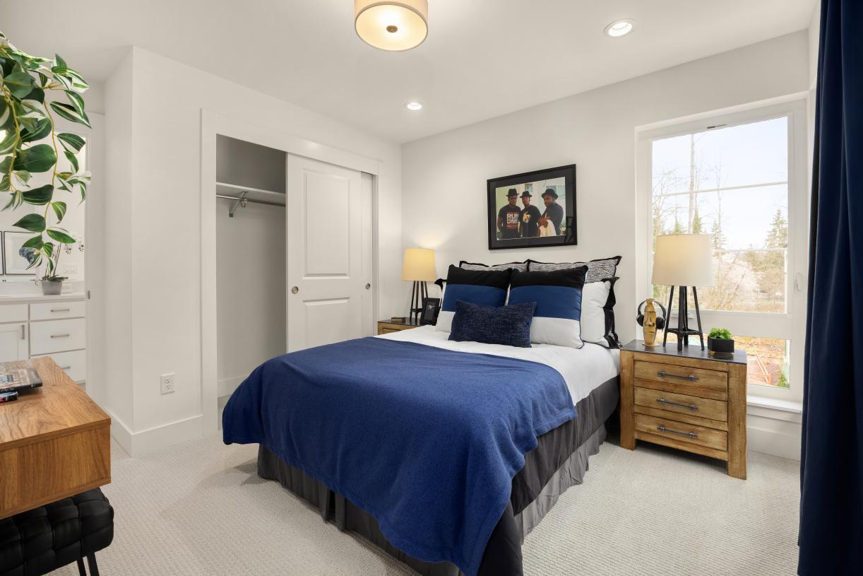 Secondary bedroom