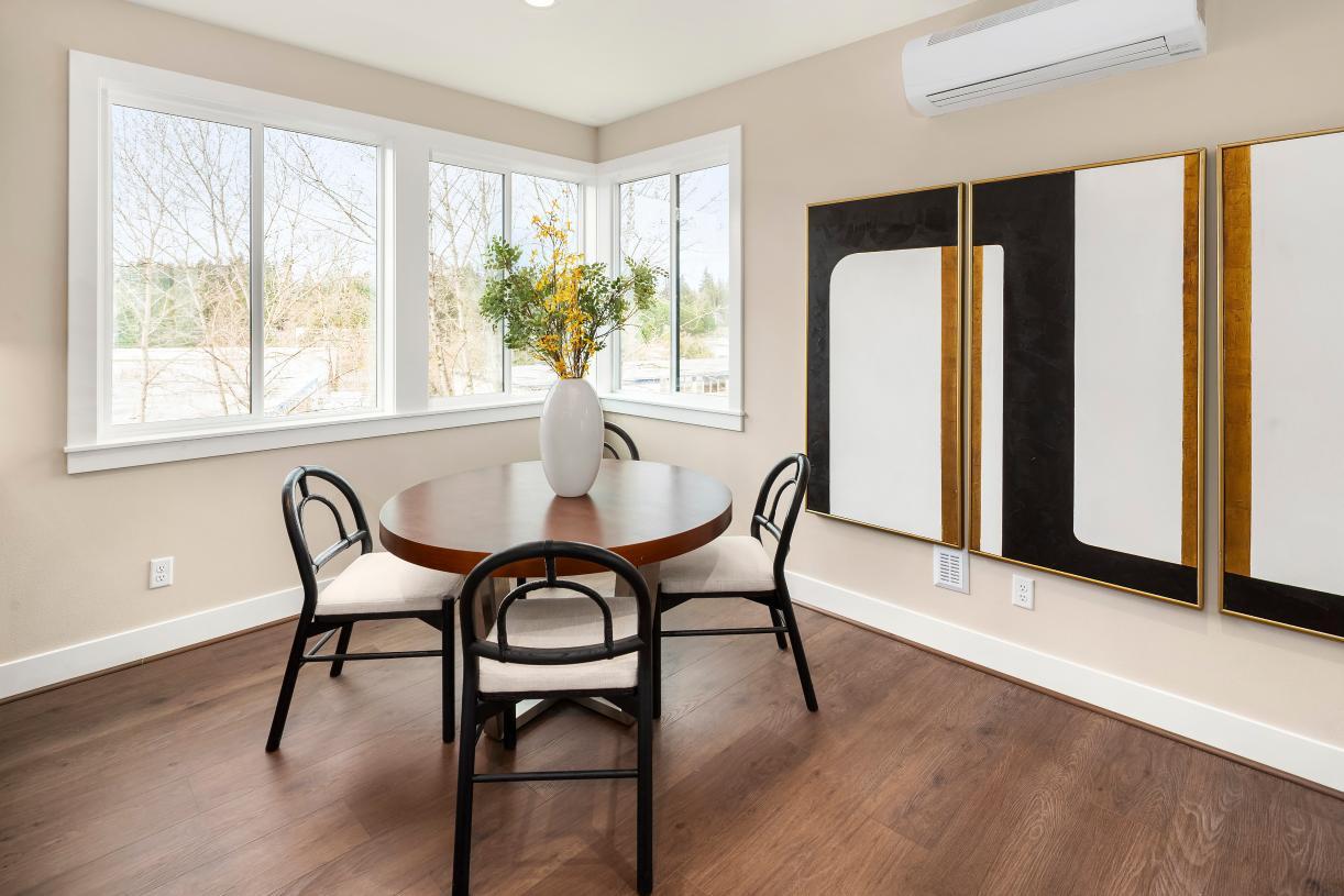 Casual dining area