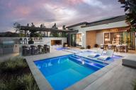 Regency at Tracy Lakes - Pinecrest Collection por Toll Brothers en Stockton-Lodi California