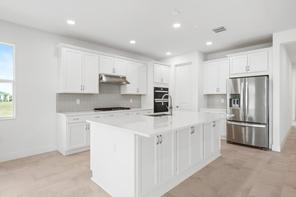 16236 Wax Myrtle St (Rainbow)