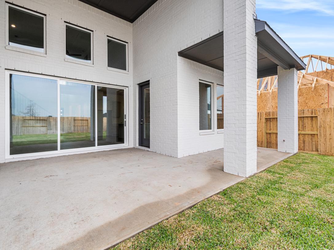 Oversized rear patio