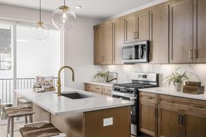 25039 Deselby Sq (Macomb)