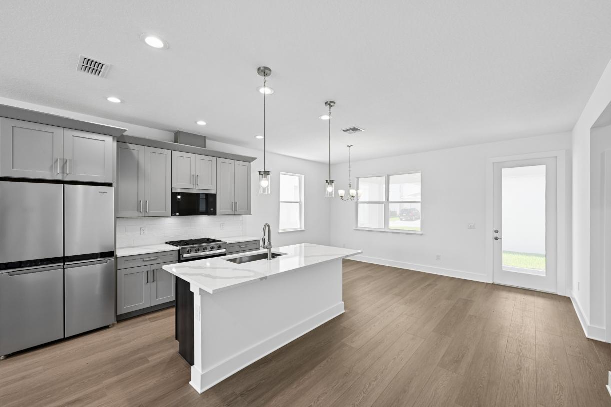 Liston - Bronson Peak - Juniper Collection: Apopka, Florida - Toll Brothers