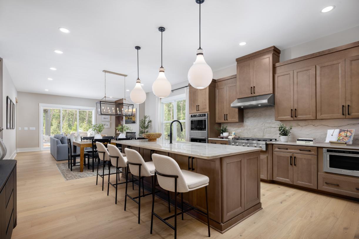 2404 Broomhall Ln (Westview)